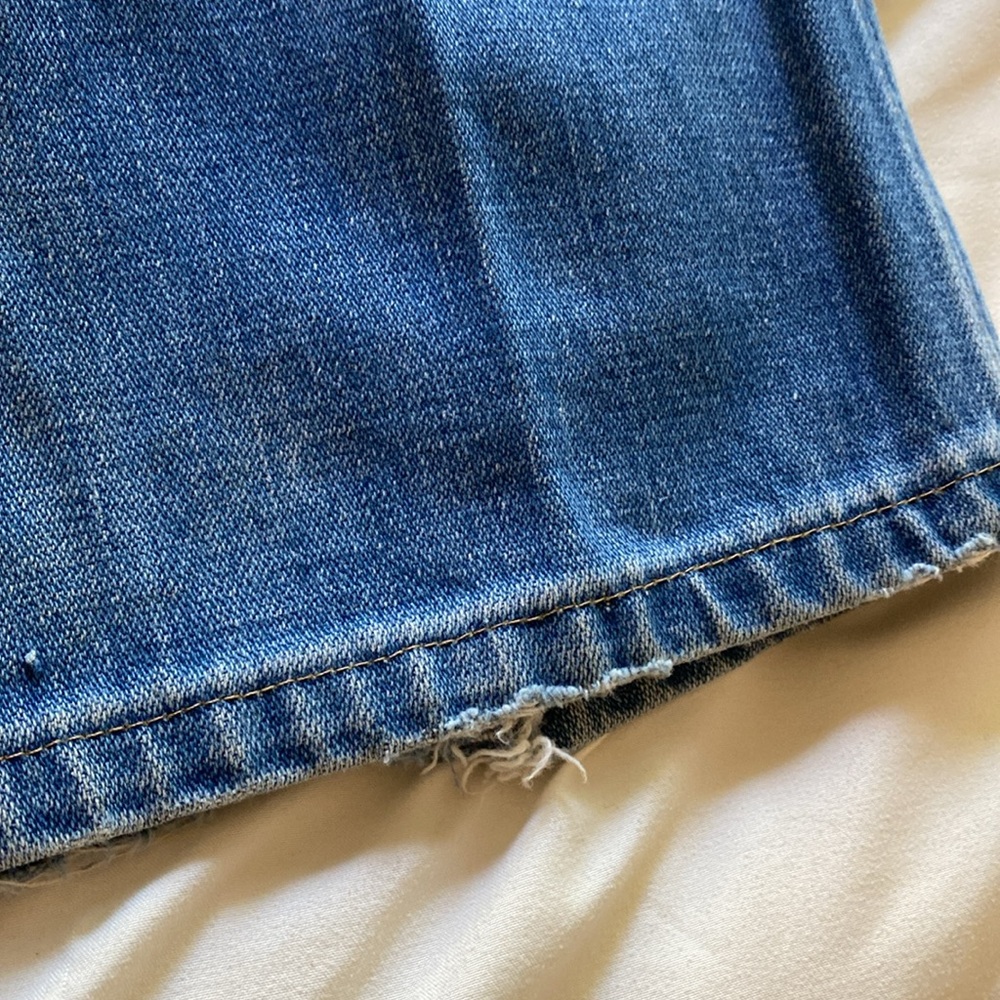 Vintage (1970s) women’s wranglers 30x34. In great shape.Perfect vintage look. - Picture 5 of 7